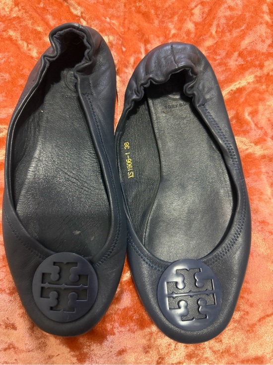 Tory Burch Shoes - Tory Burch Navy Leather Logo Ballet Flats- Size 8.5 39